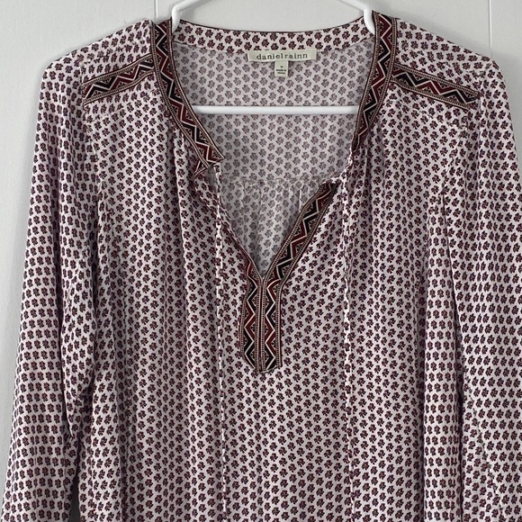 DANIEL Rainn boho aztec peasant style pull over blouse size M - Picture 7 of 11